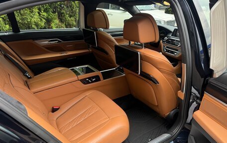 BMW 7 серия, 2017 год, 4 800 000 рублей, 8 фотография