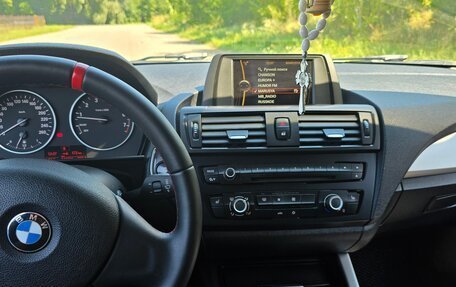 BMW 1 серия, 2012 год, 1 300 000 рублей, 18 фотография