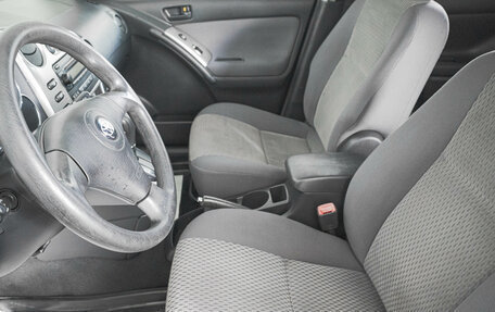 Toyota Matrix, 2006 год, 549 000 рублей, 9 фотография