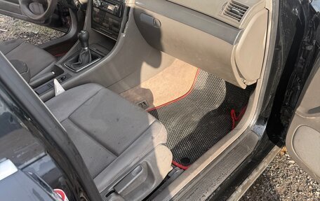 Audi A4, 2003 год, 500 000 рублей, 6 фотография