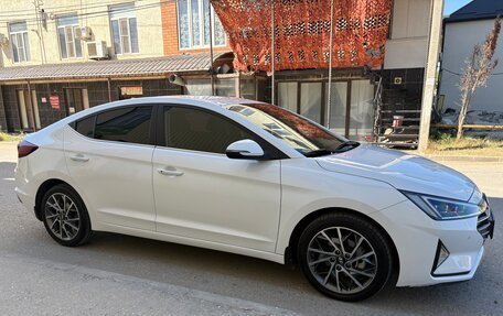 Hyundai Elantra VI рестайлинг, 2019 год, 1 850 000 рублей, 6 фотография