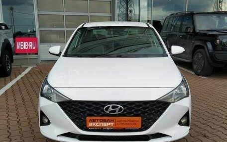 Hyundai Solaris II рестайлинг, 2021 год, 1 299 000 рублей, 2 фотография
