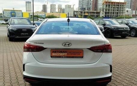 Hyundai Solaris II рестайлинг, 2021 год, 1 299 000 рублей, 5 фотография