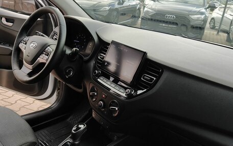 Hyundai Solaris II рестайлинг, 2021 год, 1 299 000 рублей, 17 фотография