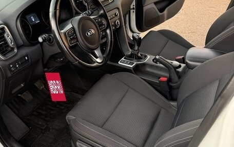 KIA Sportage IV рестайлинг, 2018 год, 2 267 000 рублей, 11 фотография