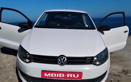 Volkswagen Polo VI (EU Market), 2011 год, 630 000 рублей, 1 фотография
