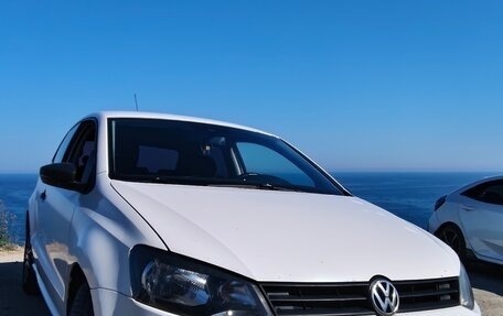 Volkswagen Polo VI (EU Market), 2011 год, 630 000 рублей, 2 фотография