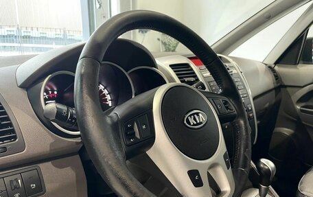 KIA Venga I, 2012 год, 900 000 рублей, 13 фотография