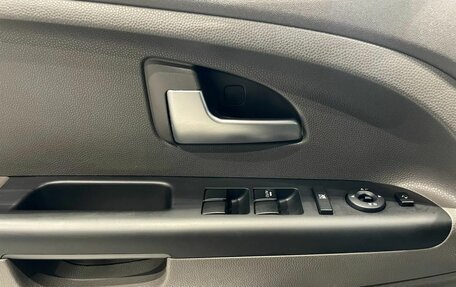 KIA Venga I, 2012 год, 900 000 рублей, 17 фотография