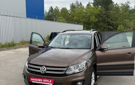 Volkswagen Tiguan I, 2016 год, 1 550 000 рублей, 2 фотография