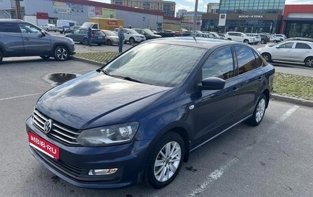 Volkswagen Polo VI (EU Market), 2017 год, 1 300 000 рублей, 1 фотография