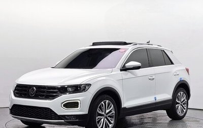 Volkswagen T-Roc I, 2021 год, 2 350 000 рублей, 1 фотография