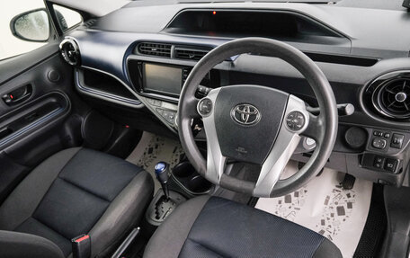 Toyota Aqua I, 2016 год, 899 000 рублей, 9 фотография