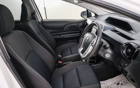 Toyota Aqua I, 2016 год, 899 000 рублей, 8 фотография