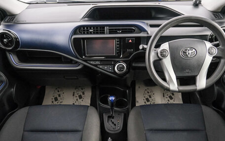 Toyota Aqua I, 2016 год, 899 000 рублей, 11 фотография