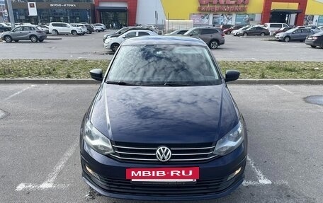 Volkswagen Polo VI (EU Market), 2017 год, 1 300 000 рублей, 2 фотография