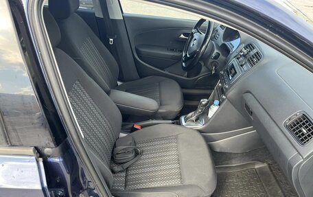Volkswagen Polo VI (EU Market), 2017 год, 1 300 000 рублей, 12 фотография