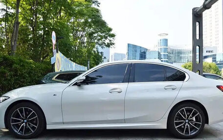 BMW 3 серия, 2022 год, 3 200 000 рублей, 3 фотография