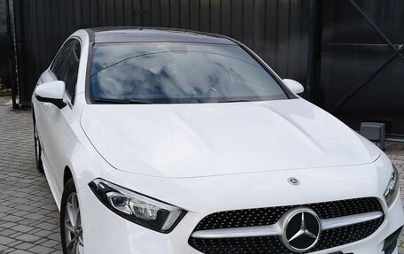 Mercedes-Benz A-Класс, 2021 год, 3 100 000 рублей, 2 фотография