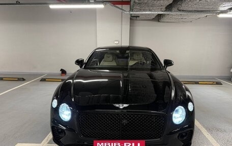 Bentley Continental GT III, 2018 год, 12 500 000 рублей, 2 фотография
