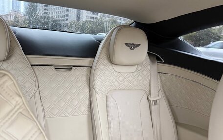 Bentley Continental GT III, 2018 год, 12 500 000 рублей, 11 фотография