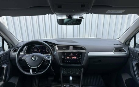 Volkswagen Tiguan II, 2017 год, 2 190 000 рублей, 11 фотография