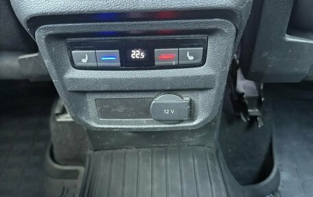 Volkswagen Tiguan II, 2017 год, 2 190 000 рублей, 13 фотография