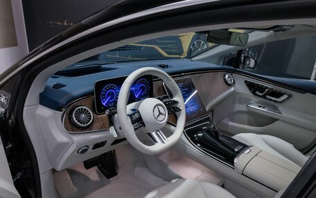 Mercedes-Benz EQE, 2025 год, 8 099 000 рублей, 16 фотография