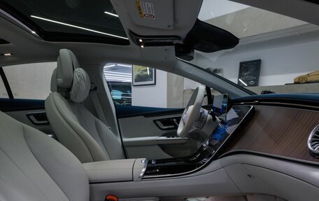 Mercedes-Benz EQE, 2025 год, 8 099 000 рублей, 24 фотография