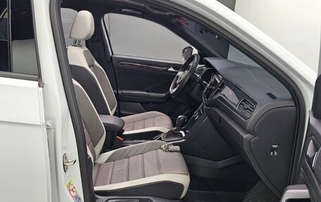 Volkswagen T-Roc I, 2021 год, 2 350 000 рублей, 5 фотография