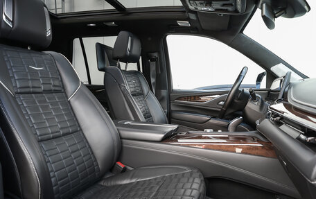 Cadillac Escalade V, 2022 год, 9 500 000 рублей, 12 фотография