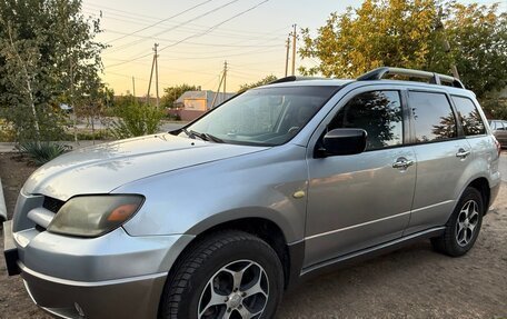 Mitsubishi Outlander III рестайлинг 3, 2008 год, 650 000 рублей, 3 фотография