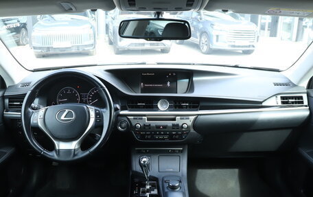 Lexus ES VII, 2015 год, 2 330 000 рублей, 12 фотография