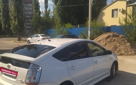 Toyota Prius, 2006 год, 650 000 рублей, 2 фотография