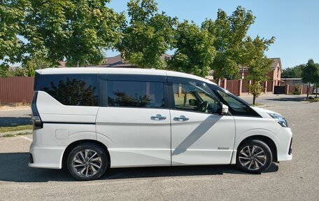Nissan Serena IV, 2019 год, 2 180 000 рублей, 4 фотография