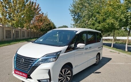 Nissan Serena IV, 2019 год, 2 180 000 рублей, 2 фотография