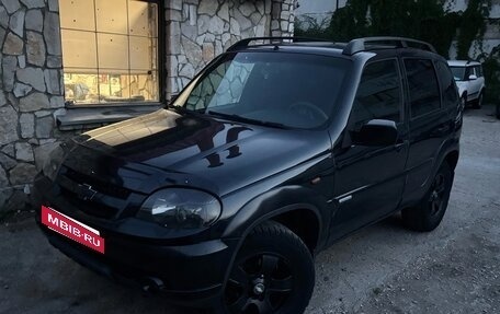 Chevrolet Niva I рестайлинг, 2009 год, 385 000 рублей, 2 фотография