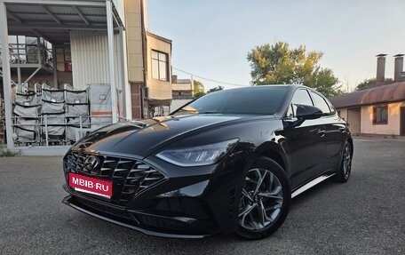 Hyundai Sonata VIII, 2021 год, 2 650 000 рублей, 1 фотография