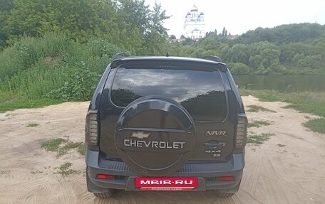 Chevrolet Niva I рестайлинг, 2019 год, 900 000 рублей, 3 фотография