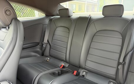 Mercedes-Benz C-Класс, 2017 год, 2 280 000 рублей, 21 фотография
