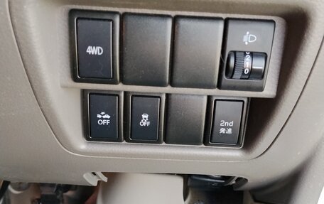 Nissan NV100 Clipper III, 2018 год, 1 050 000 рублей, 18 фотография