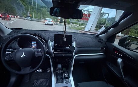 Mitsubishi Eclipse Cross, 2023 год, 2 650 000 рублей, 17 фотография
