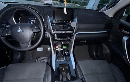 Mitsubishi Eclipse Cross, 2023 год, 2 650 000 рублей, 18 фотография
