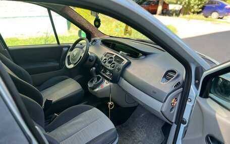 Renault Scenic III, 2004 год, 215 000 рублей, 6 фотография