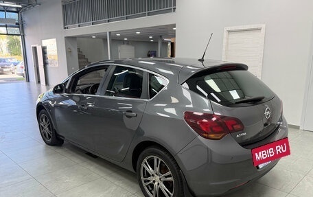 Opel Astra J, 2011 год, 640 001 рублей, 7 фотография