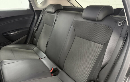 Opel Astra J, 2011 год, 640 001 рублей, 10 фотография
