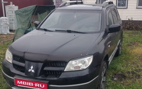 Mitsubishi Outlander III рестайлинг 3, 2007 год, 690 000 рублей, 2 фотография
