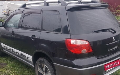 Mitsubishi Outlander III рестайлинг 3, 2007 год, 690 000 рублей, 8 фотография