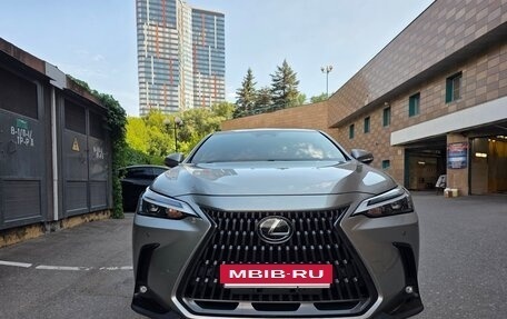 Lexus NX, 2022 год, 5 850 000 рублей, 2 фотография