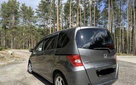 Honda Freed I, 2011 год, 1 000 000 рублей, 3 фотография